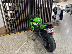 2025 Kawasaki NINJA ZX-10R GREEN
