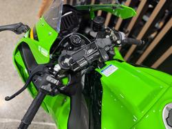 2025 Kawasaki NINJA ZX-10R GREEN