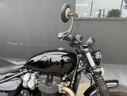2025 Triumph Bonneville Bobber Bobber Black