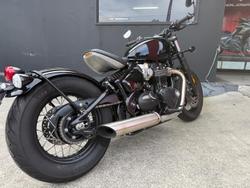 2025 Triumph Bonneville Bobber Bobber Black
