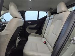 2022 Volvo XC40 Plus B4