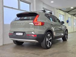 2022 Volvo XC40 Plus B4