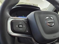 2022 Volvo XC40 Plus B4