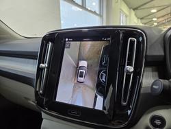 2022 Volvo XC40 Plus B4