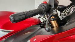 2016 Suzuki Hayabusa (GSX1300R) Hayabusa Red