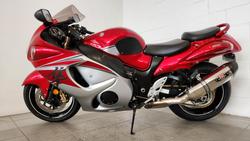 2016 Suzuki Hayabusa (GSX1300R) Hayabusa Red