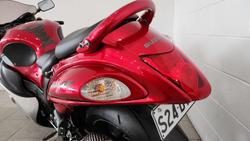 2016 Suzuki Hayabusa (GSX1300R) Hayabusa Red