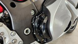 2016 Suzuki Hayabusa (GSX1300R) Hayabusa Red