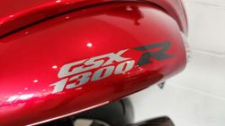 2016 Suzuki Hayabusa (GSX1300R) Hayabusa Red