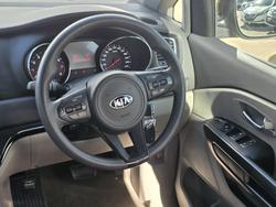 2017 Kia Carnival S
