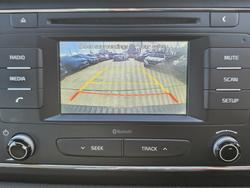 2017 Kia Carnival S