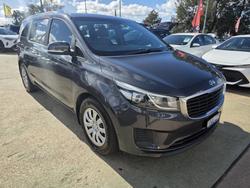 2017 Kia Carnival S