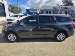 2017 Kia Carnival S
