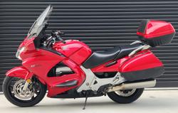 2002 Honda ST1300 ST Red