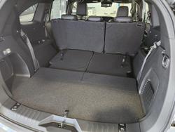 2025 Isuzu MU-X LS-T