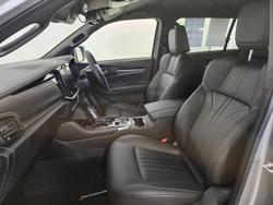 2025 Isuzu MU-X LS-T