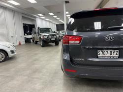 2016 Kia Carnival S
