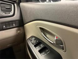 2016 Kia Carnival S