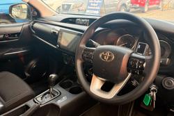 2021 Toyota Hilux SR