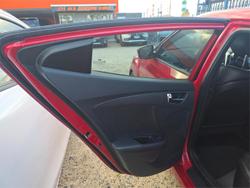 2013 Hyundai Veloster + FS2 Veloster Red