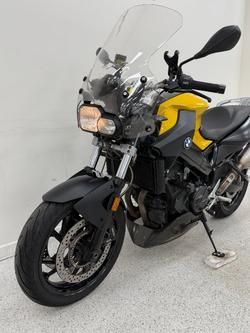 2011 BMW Motorrad F 800 R Yellow