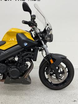 2011 BMW Motorrad F 800 R Yellow