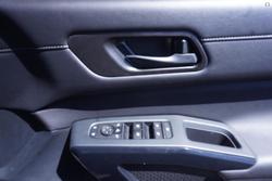 2024 Nissan Pathfinder ST-L