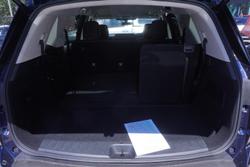 2024 Nissan Pathfinder ST-L