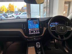 2026 VOLVO XC60