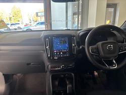 2025 Volvo EX40 Ultra Single Motor Extended Range
