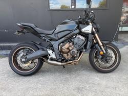 Honda CB650R E-Clutch