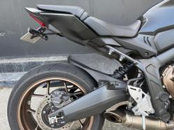 2025 Honda CB650R E-Clutch CB Black