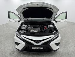 2018 Toyota Camry Ascent ASV70R Glacier White