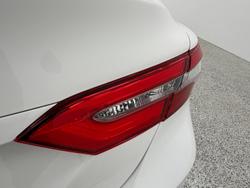 2018 Toyota Camry Ascent ASV70R Glacier White