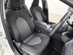 2018 Toyota Camry Ascent ASV70R Glacier White