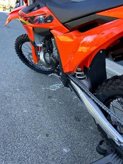 2025 KTM 250 SX SX Orange