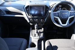 2025 Isuzu D-MAX SX