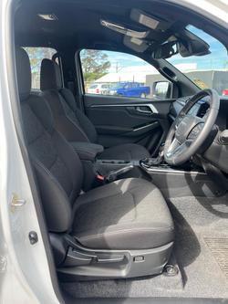 2025 Isuzu D-MAX LS-U