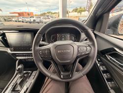 2025 Isuzu MU-X LS-T