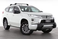 2022 Mitsubishi Pajero Sport GLX