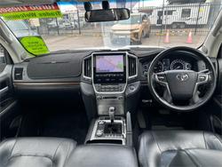 2017 TOYOTA LANDCRUISER VX (4x4) VDJ200R MY16 WHITE