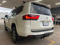 2022 Toyota Landcruiser VX