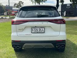 2025 Chery Tiggo 8 Pro Max Urban MY24 Lunar White