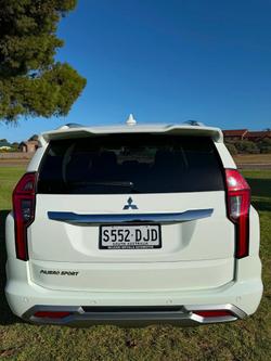 2024 Mitsubishi Pajero Sport GLS