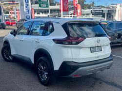 2024 Nissan X-TRAIL ST