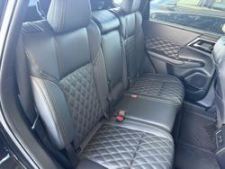 2023 Mitsubishi Outlander PHEV Exceed