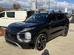 2023 Mitsubishi Outlander PHEV Exceed