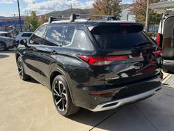 2023 Mitsubishi Outlander PHEV Exceed