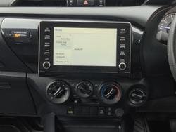 2020 Toyota Hilux SR