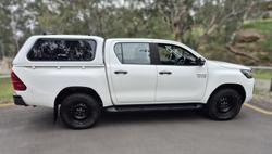 2020 Toyota Hilux SR